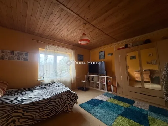 Eladó ház Úri 58 nm