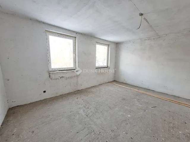Eladó ház Tóalmás 338 nm