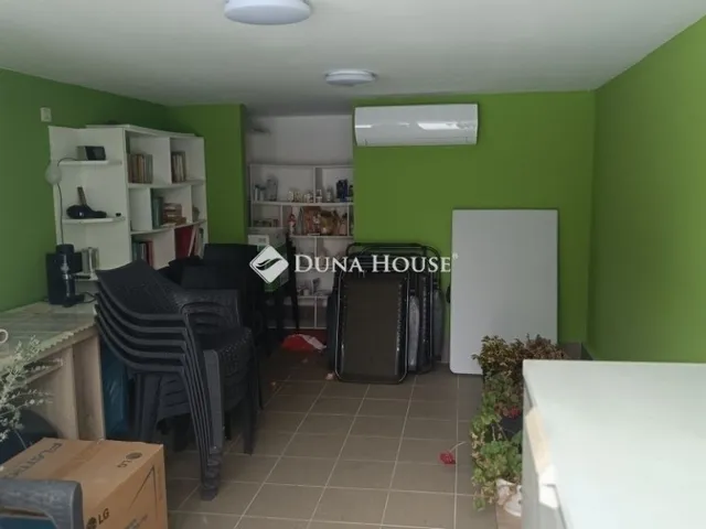 Eladó ház Szentmártonkáta 222 nm