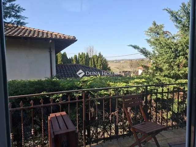 Eladó ház Nagytarcsa 193 nm