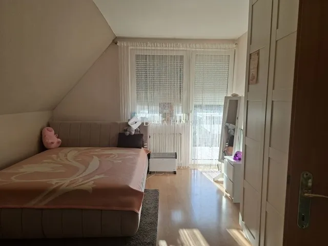 Eladó ház Nagytarcsa 193 nm