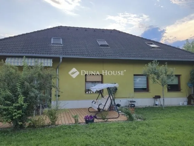 Eladó ház Budapest XXI. kerület 363 nm