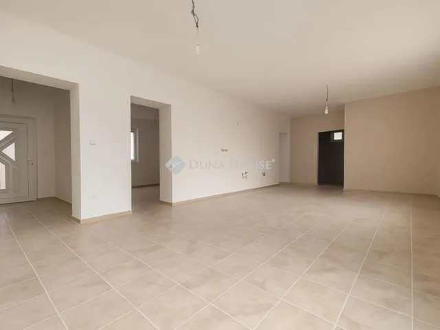 Eladó ház Monor 85 nm