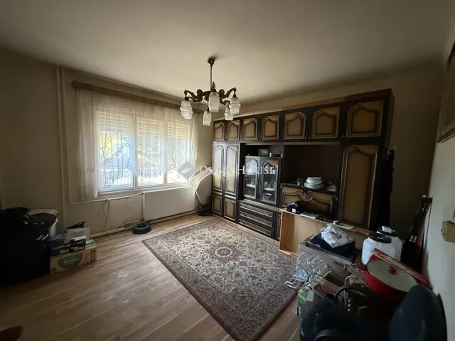 Eladó ház Kóka 206 nm
