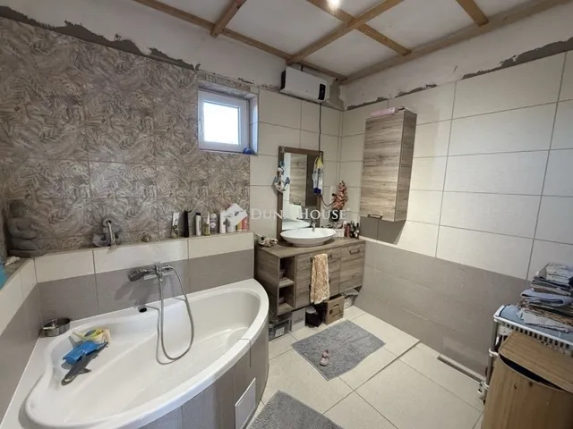 Eladó ház Kóka 206 nm