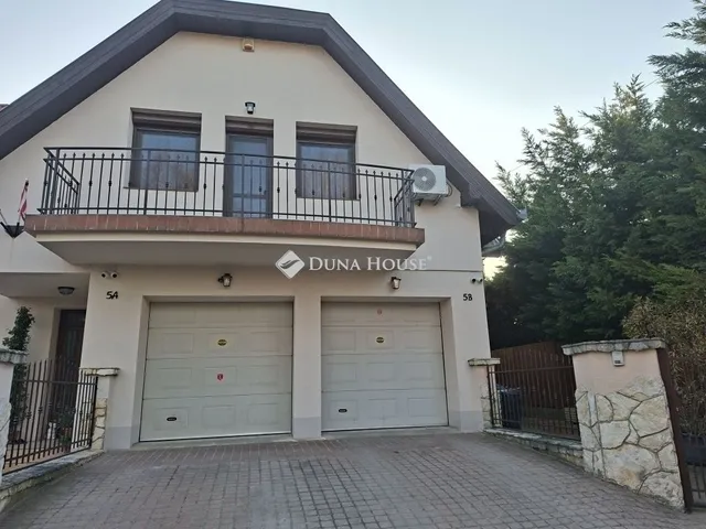 Eladó ház Nagytarcsa 193 nm