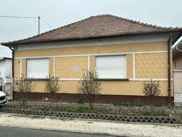 Eladó ház Vecsés 98 nm