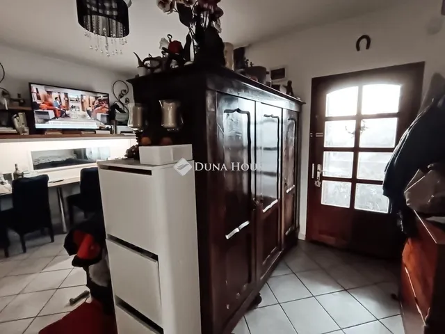 Eladó ház Dány 45 nm