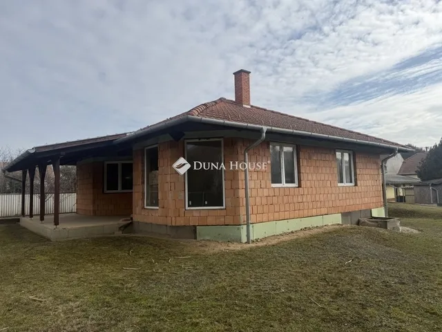 Eladó ház Gyömrő 170 nm