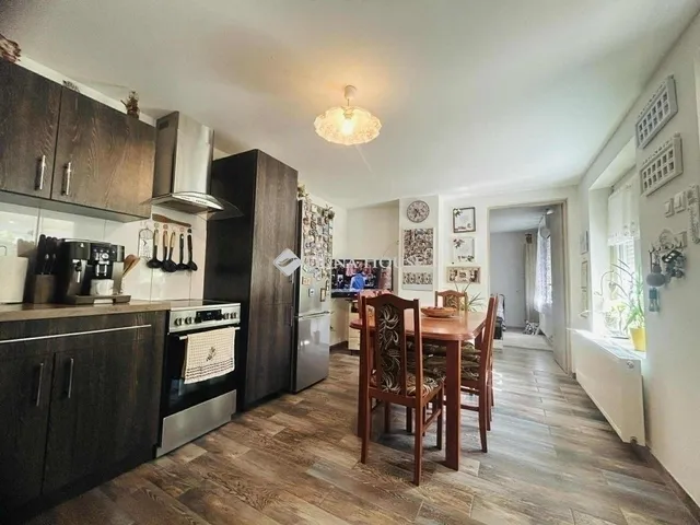 Eladó ház Üllő 35 nm