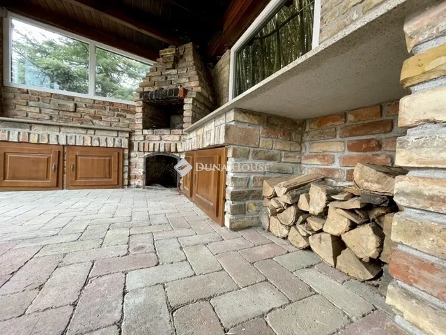 Eladó ház Vecsés 145 nm