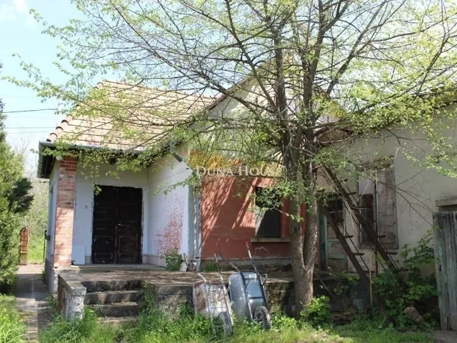 Eladó telek Gyömrő 1653 nm