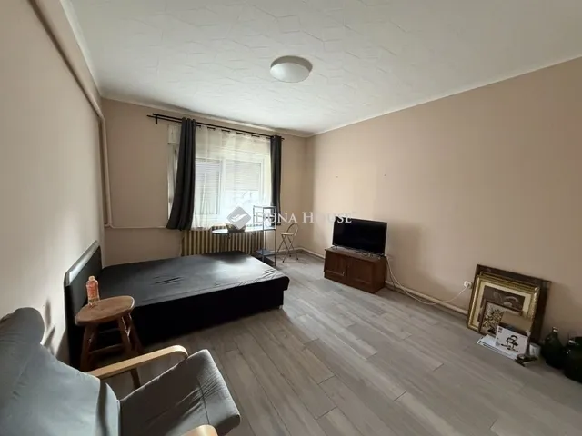 Eladó ház Tápiószecső 240 nm
