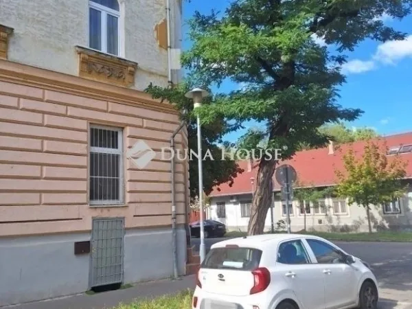 Eladó lakás Budapest X. kerület 25 nm