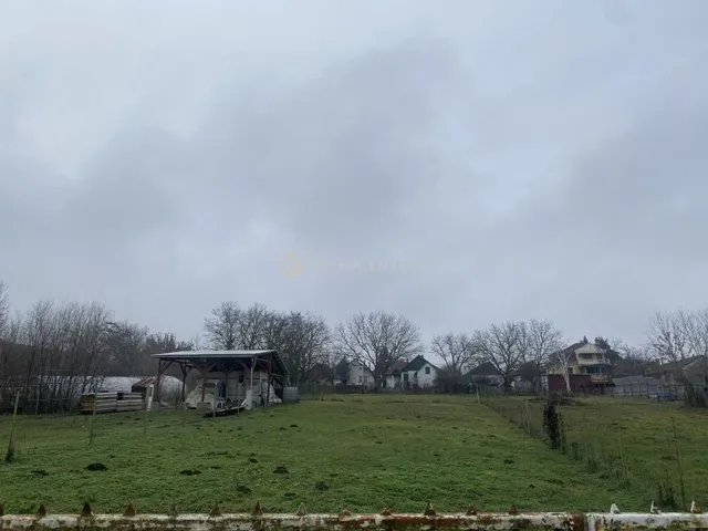 Eladó telek Tóalmás 635 nm