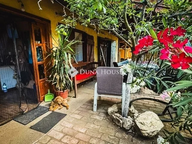 Eladó ház Vecsés 72 nm