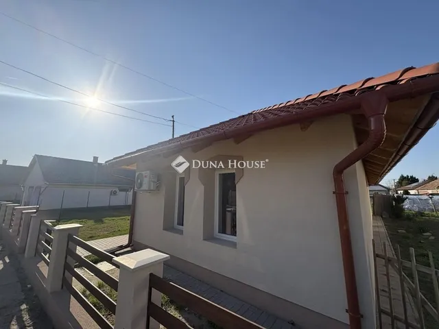 Eladó ház Abony 56 nm