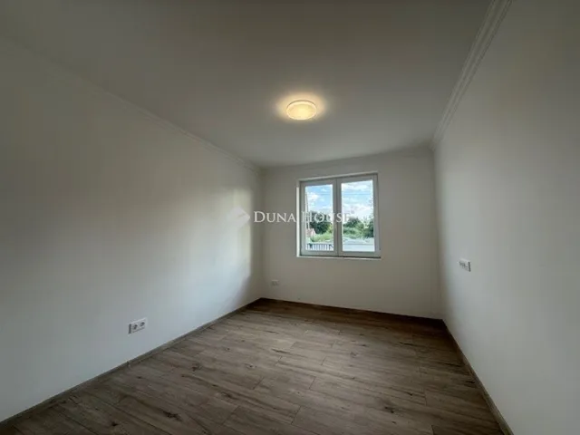 Eladó ház Dánszentmiklós 60 nm