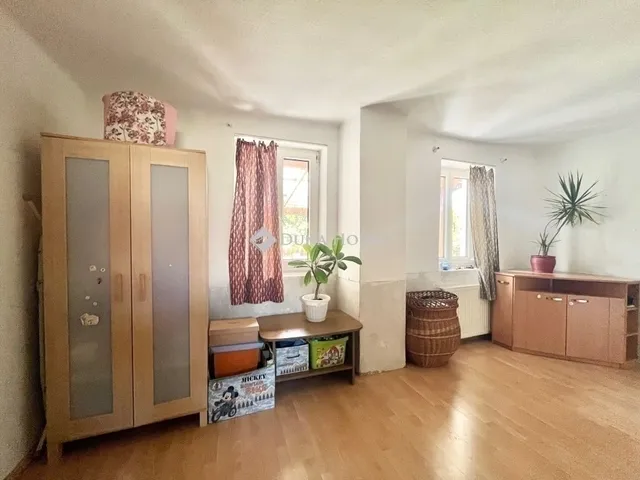 Eladó ház Domony 153 nm