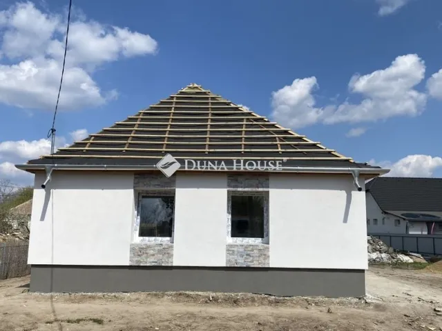 Eladó ház Tápióbicske 64 nm