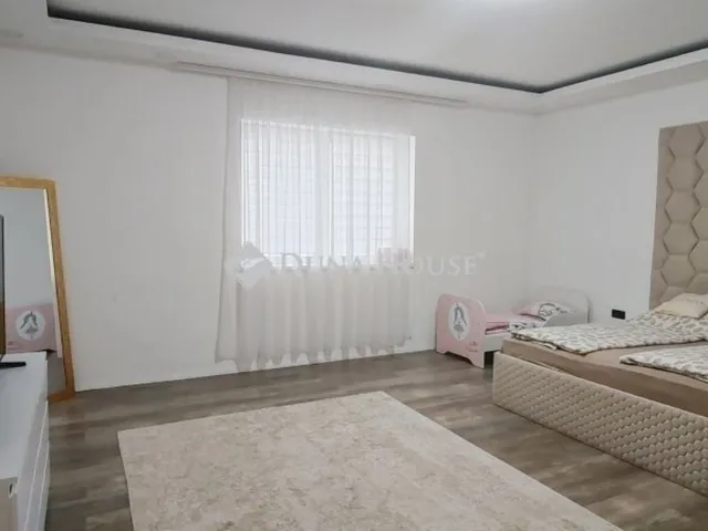 Eladó ház Üllő 150 nm
