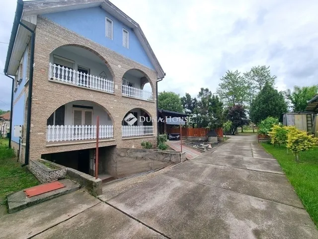 Eladó ház Tápiószecső 170 nm