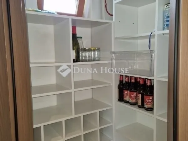 Eladó ház Gomba 167 nm