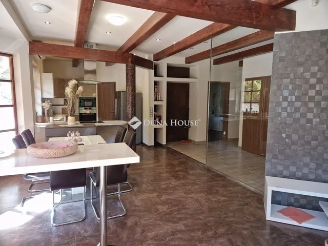 Eladó ház Gomba 167 nm