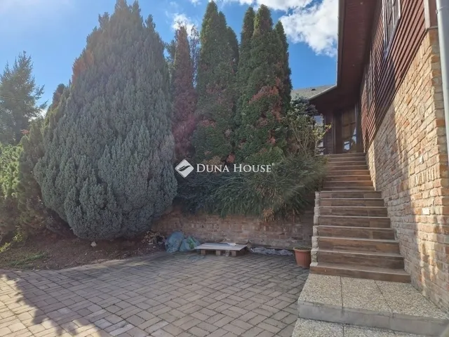 Eladó ház Gomba 167 nm