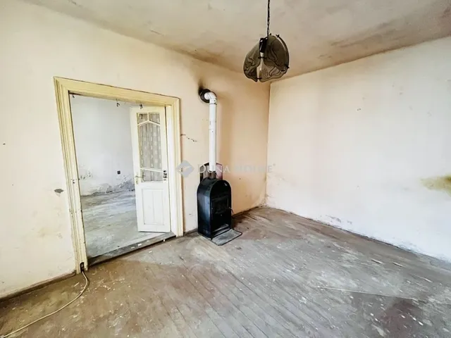 Eladó ház Gomba 61 nm
