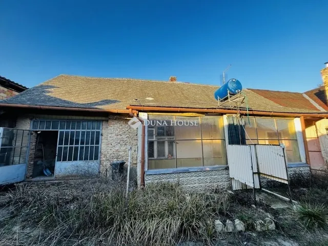 Eladó ház Gomba 61 nm