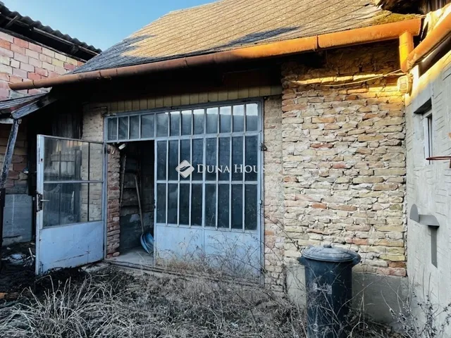 Eladó ház Gomba 61 nm