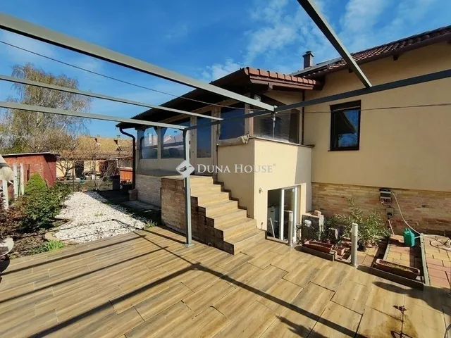 Eladó ház Monor 179 nm