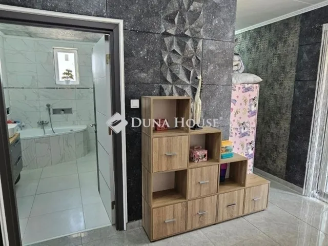 Eladó ház Tápiószecső 140 nm