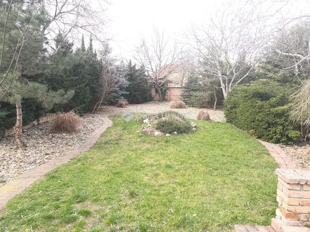 Eladó ház Vecsés 145 nm