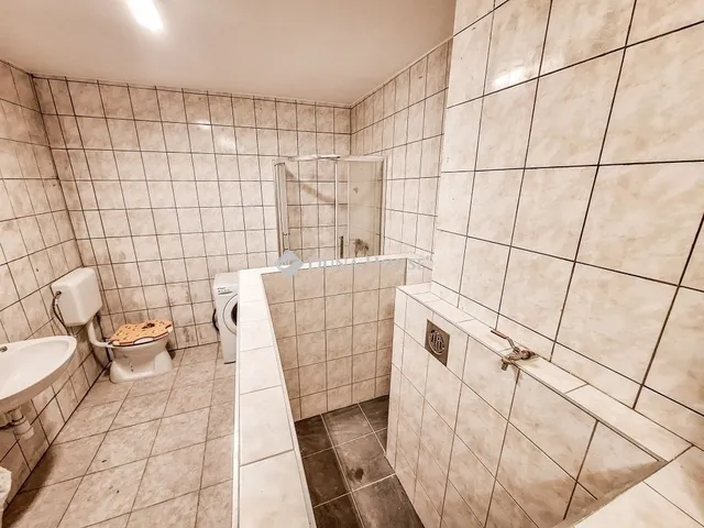 Eladó ház Vasad 300 nm