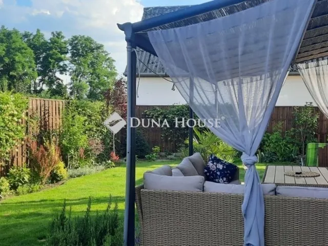 Eladó ház Vecsés 141 nm