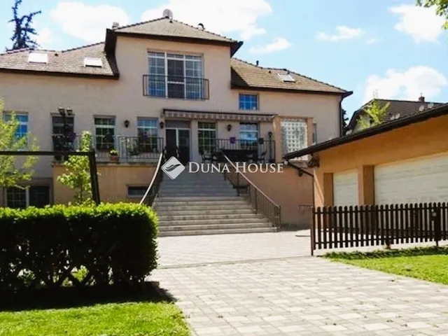 Eladó ház Vecsés 580 nm