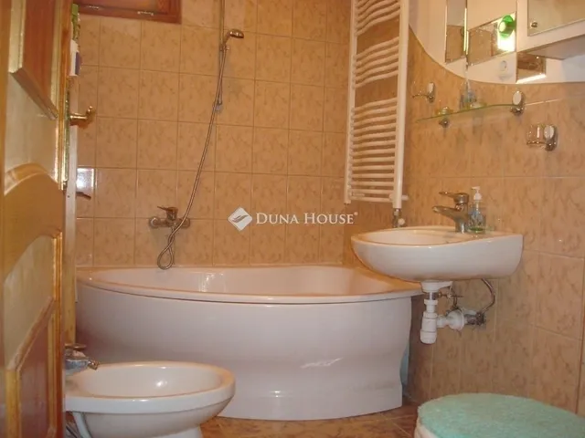 Eladó ház Tápiószecső 354 nm