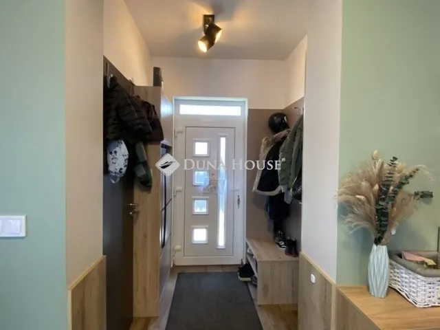 Eladó ház Üllő 90 nm