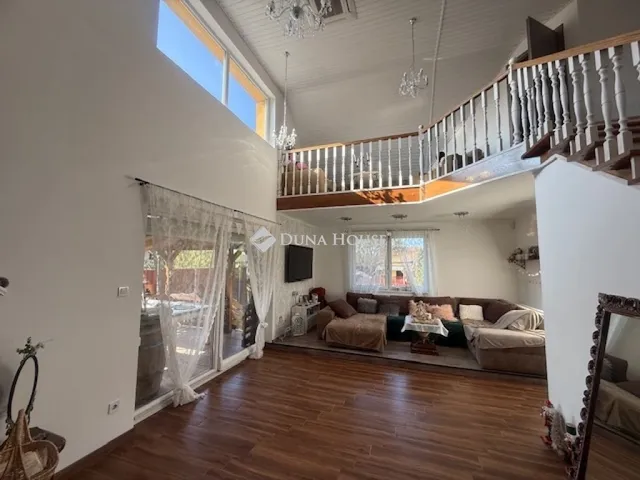 Eladó ház Vecsés 143 nm