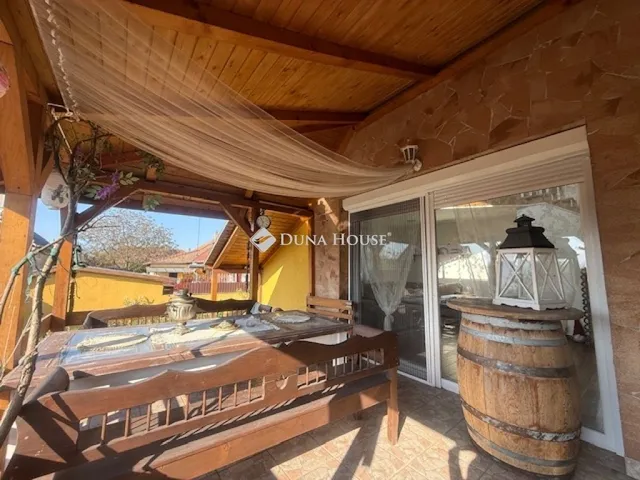 Eladó ház Vecsés 143 nm