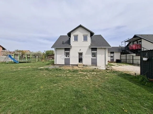 Eladó ház Gyömrő 70 nm