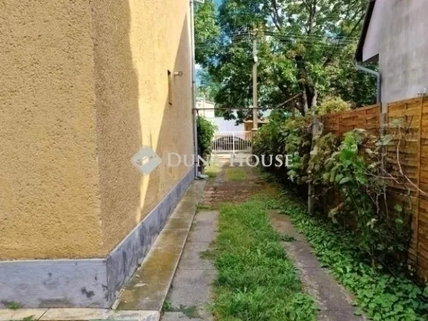 Eladó ház Budapest XVII. kerület 200 nm