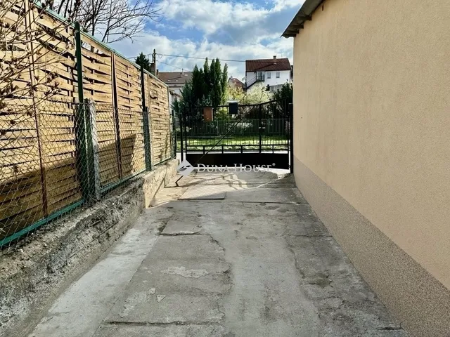 Eladó ház Pécel 70 nm