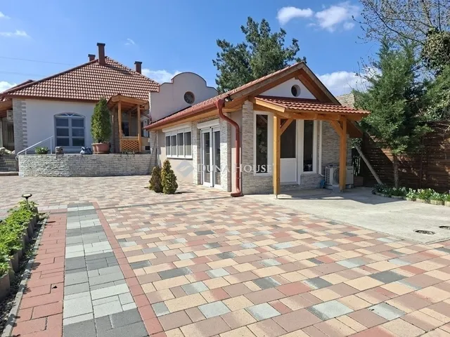 Eladó ház Tápiószecső 171 nm