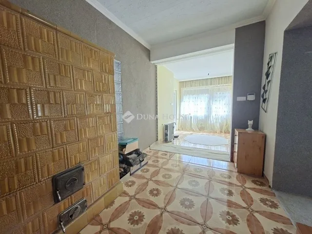 Eladó ház Tápiószecső 171 nm