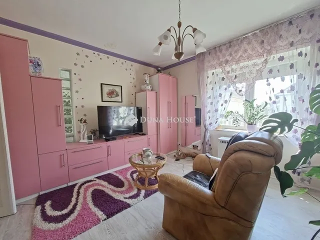 Eladó ház Tápiószecső 171 nm