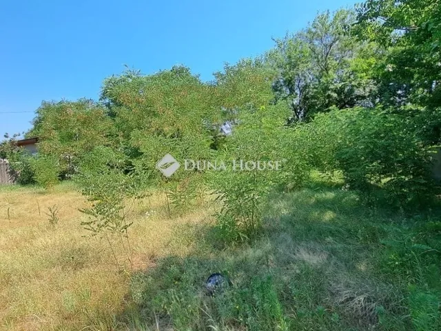 Eladó telek Gyál 847 nm