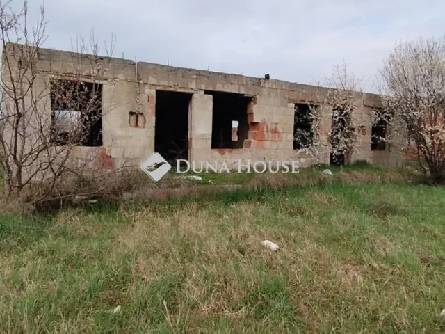 Eladó telek Nagykáta 1395 nm